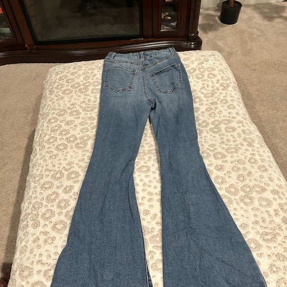 Juniors Refuge Hi-rise Flare Size 5 Jeans - Picture 5 of 5